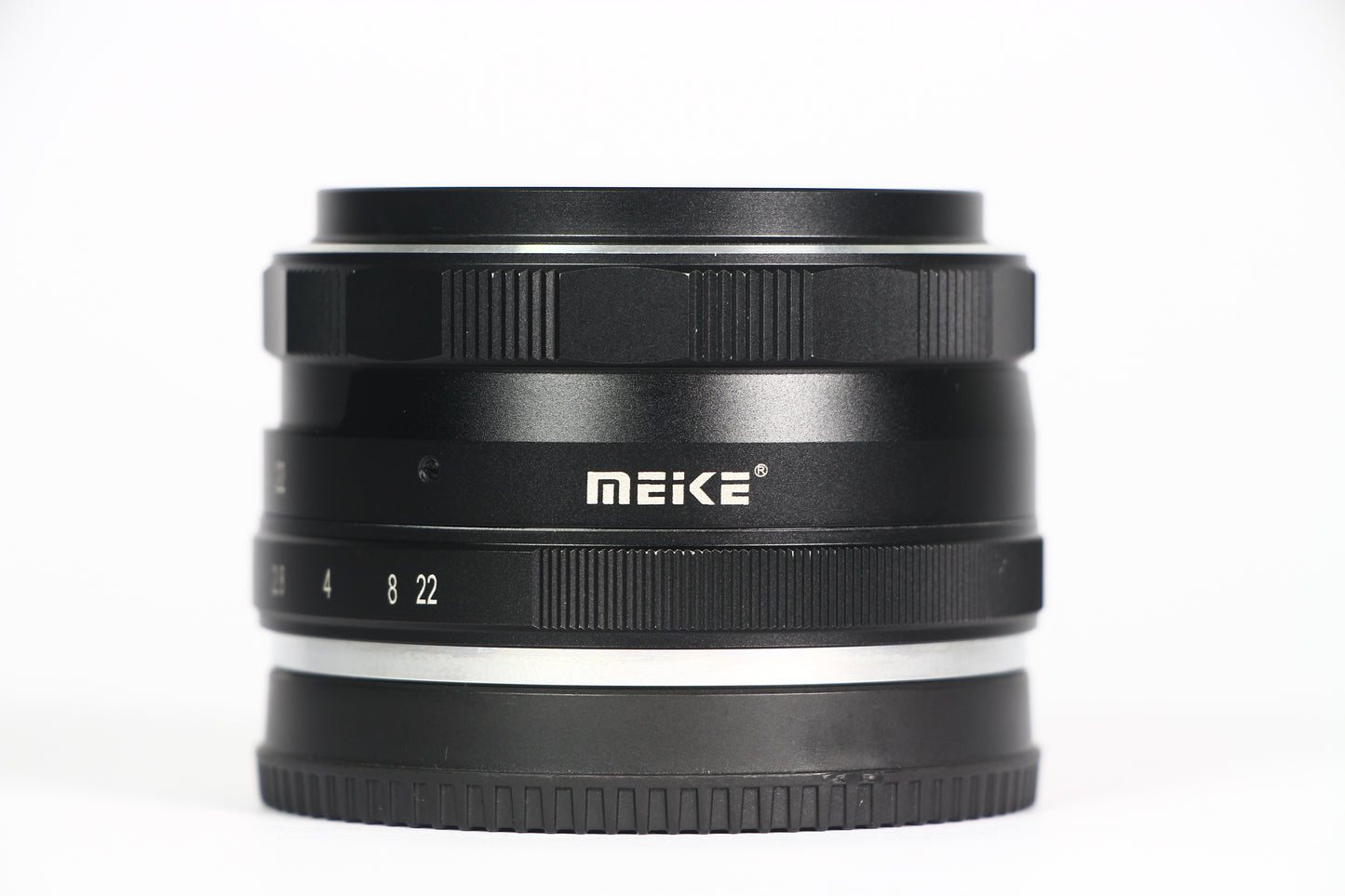 Lente MEIKE 7 Artisans 35mm F1.7 para SONY. Usado.