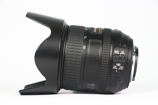 Lente NIKON AF-S 24-85mm F3.5-4.5 ED G VR. Usado.