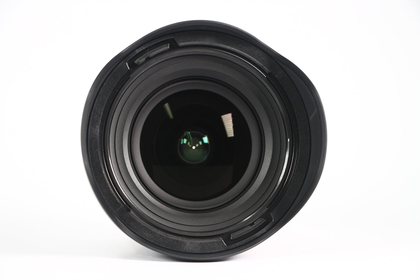 Lente TAMRON para SONY 17-28mm F2.8. Di III RXD. Usado.