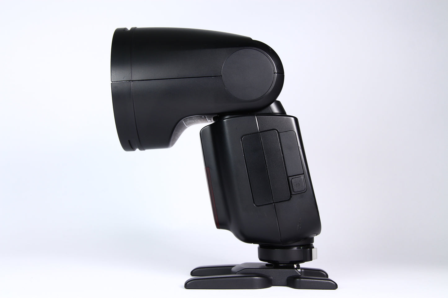 Speedlight Godox V1 S. Usado