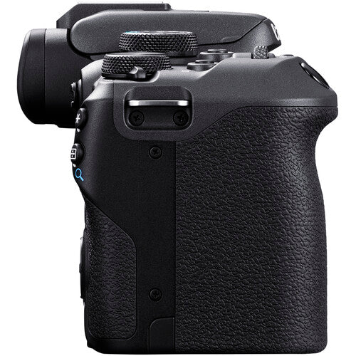 Canon EOS R10 con lente RF-S 18-150mm IS STM