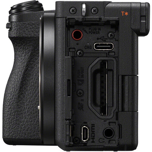 Sony A6700 con lente 18-135mm