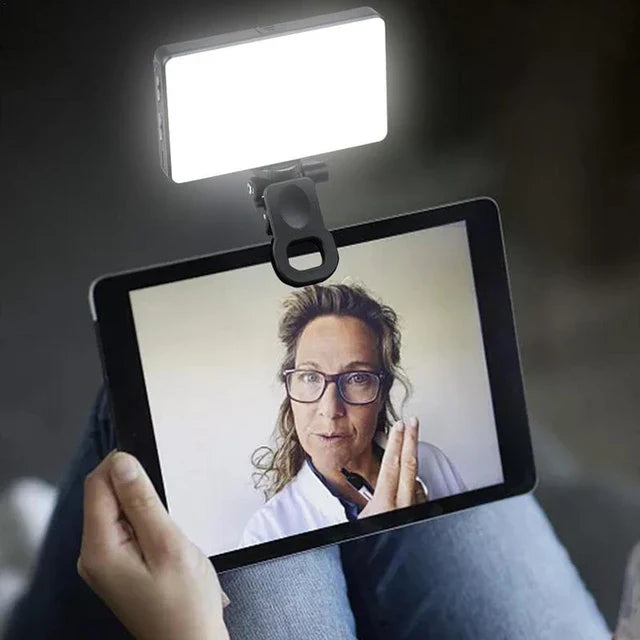 Panel Luz LED RGB Portátil Con Clip Para Celular Tablet Computador