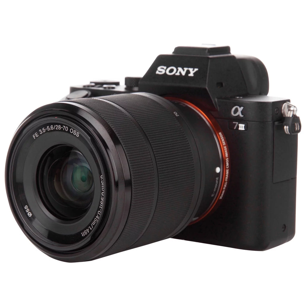 Cámara Sony A7III con lente 28-70mm