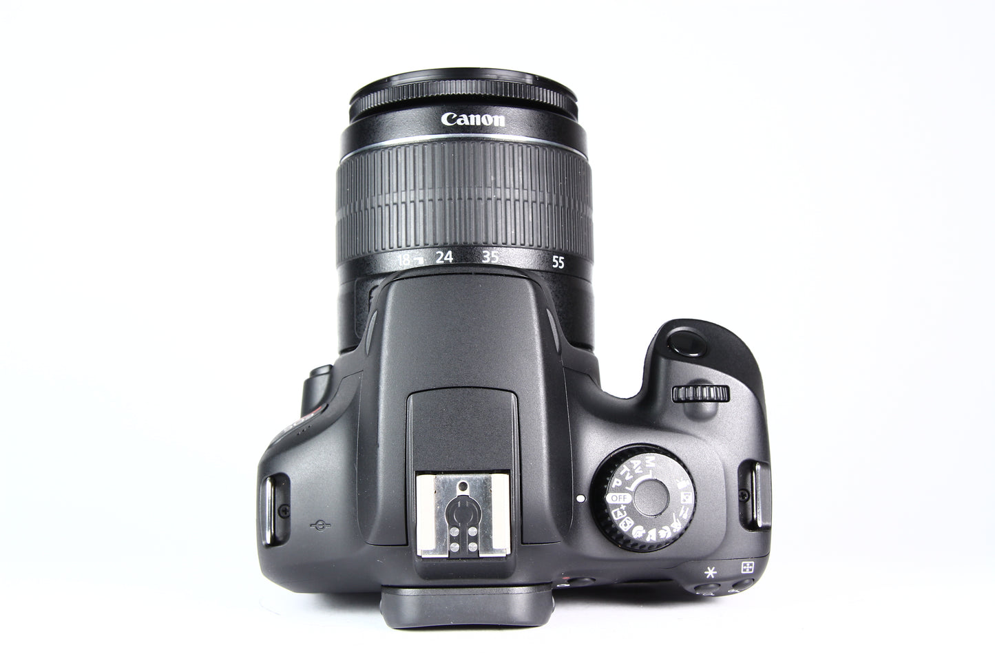 Cámara Digital CANON T100 Lente 18-55mm III. Usada