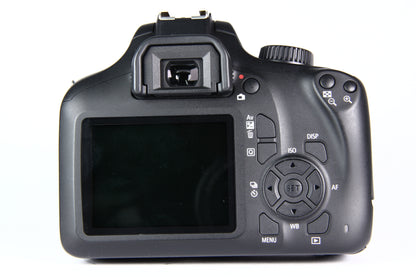 Cámara Digital CANON T100 Lente 18-55mm III. Usada