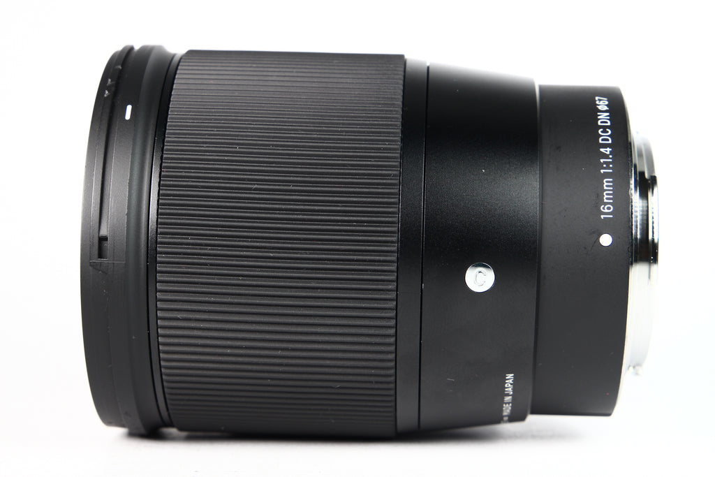 Lente SIGMA Contemporary 16mm F1.4 para Canon M. Usado