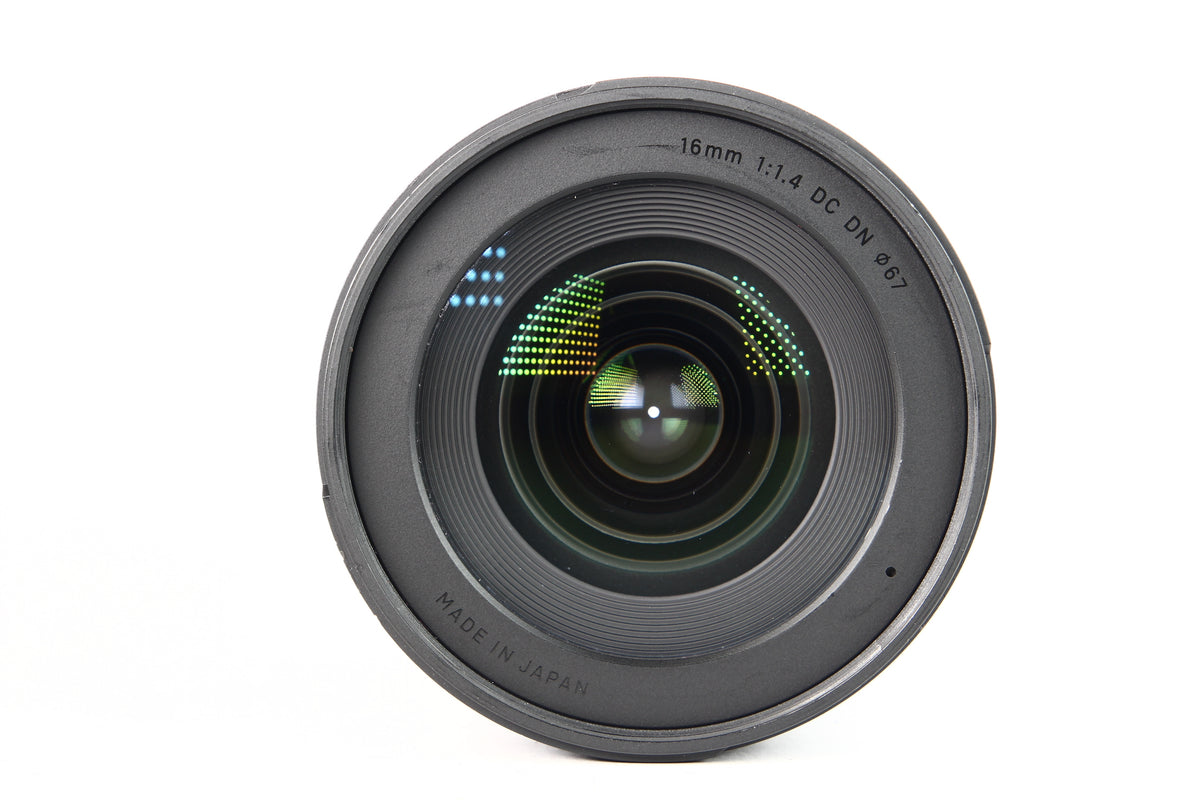Lente SIGMA Contemporary 16mm F1.4 para Canon M. Usado
