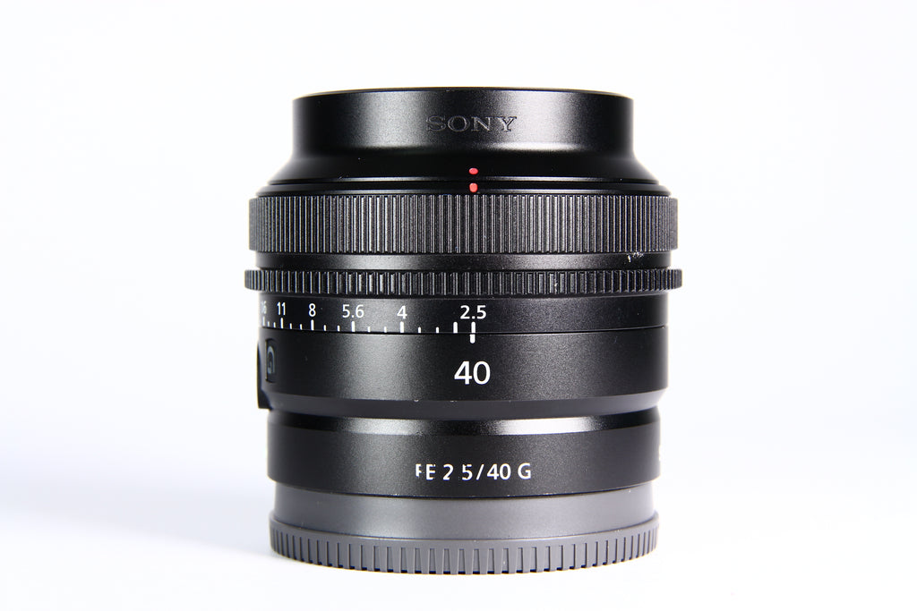 Lente SONY FE 40mm G F:2.5. Usado