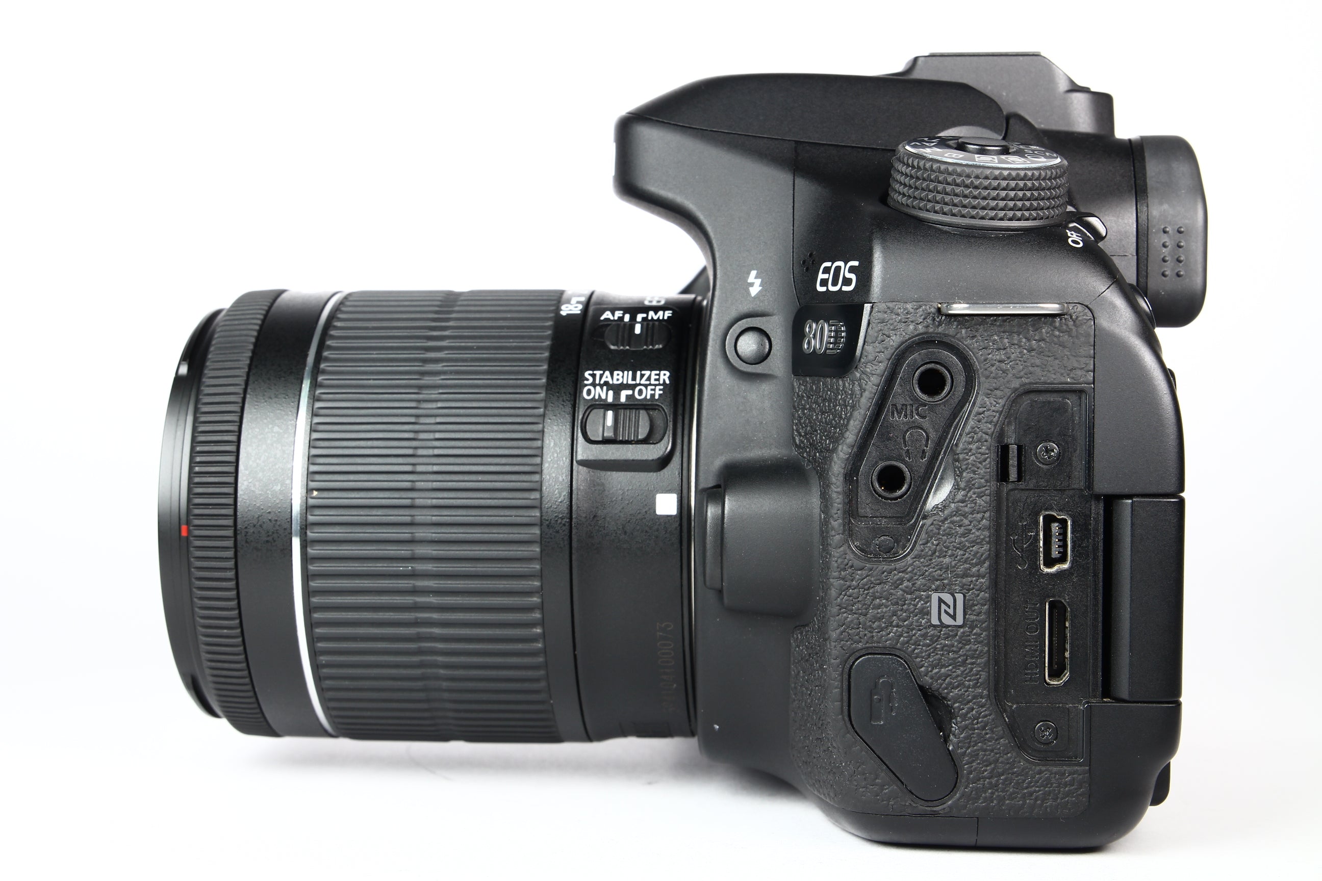 Cámara Digital CANON 80D Lente 18-55mm IS STM F3.5-5.6. Usada.