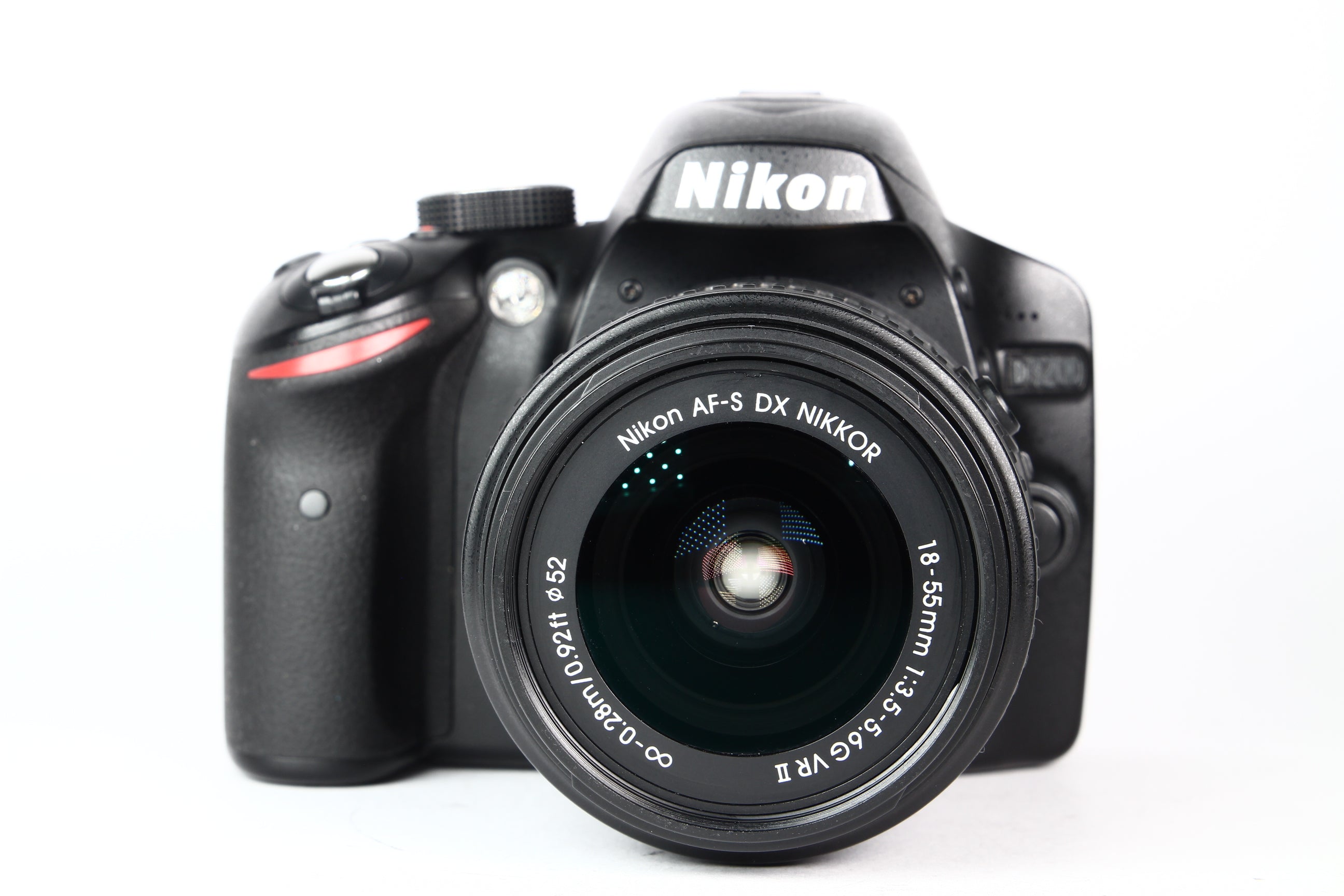 Cámara Digital NIKON D3200 Lente 18-55mm. Usada