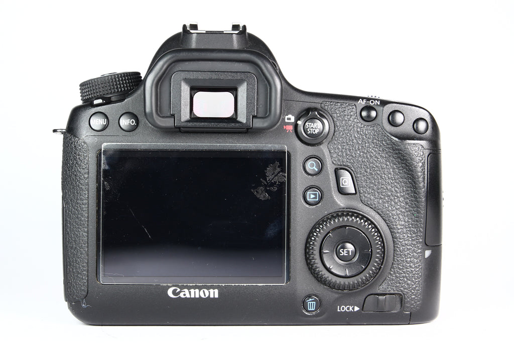 Cámara Digital CANON 6D Lente 50mm  F:1.8. Usada