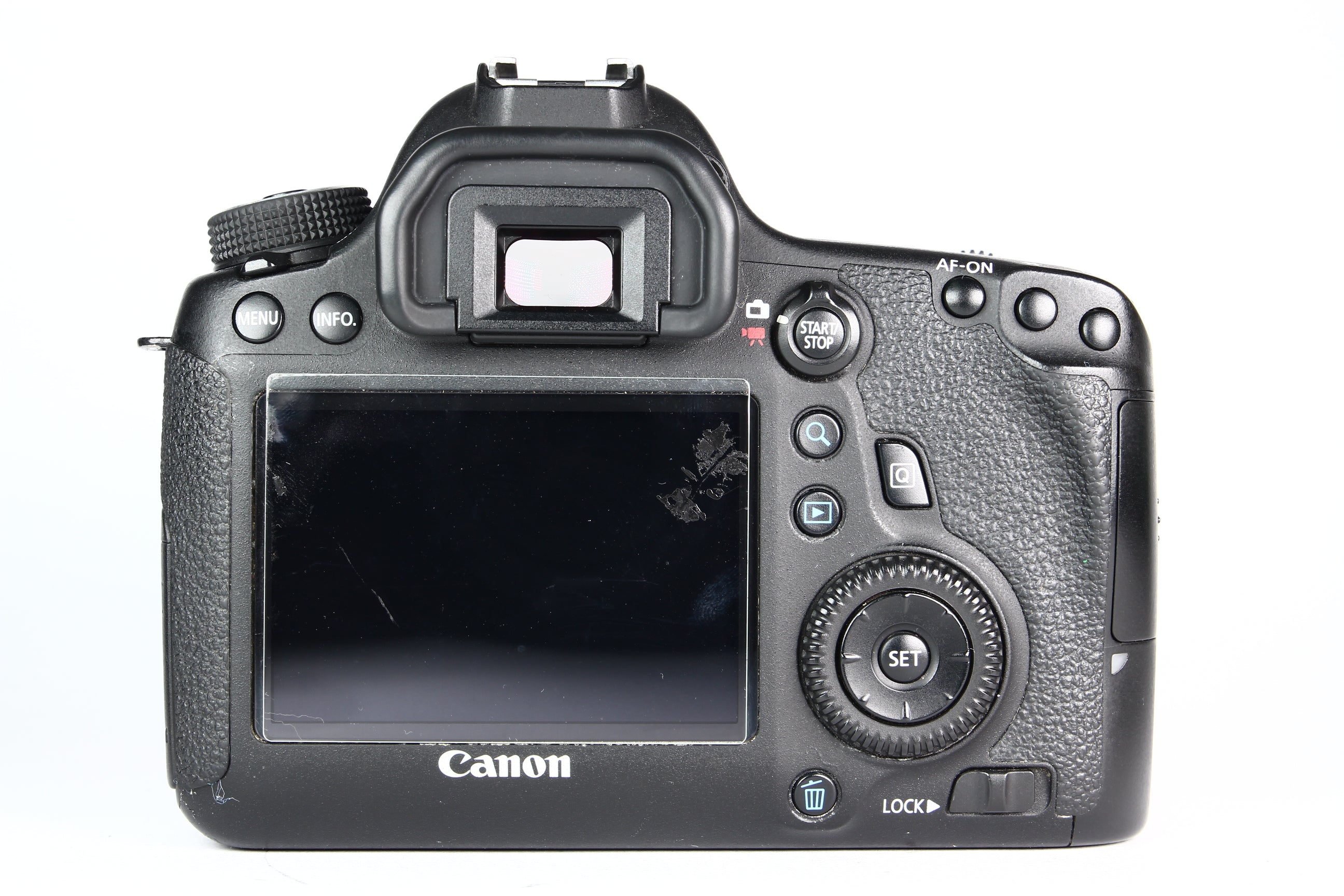 Cámara Digital CANON 6D Lente 50mm  F:1.8. Usada