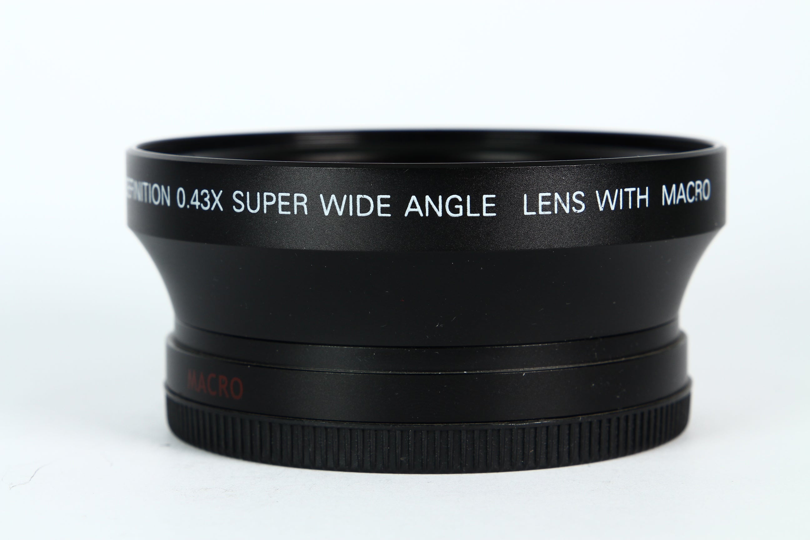 Lente conversor para gran angular 0.43X con macro. Diámetro 72mm.