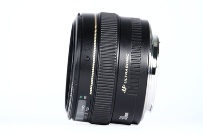 Lente CANON 50mm F1.4 Ultrasonic. Usado