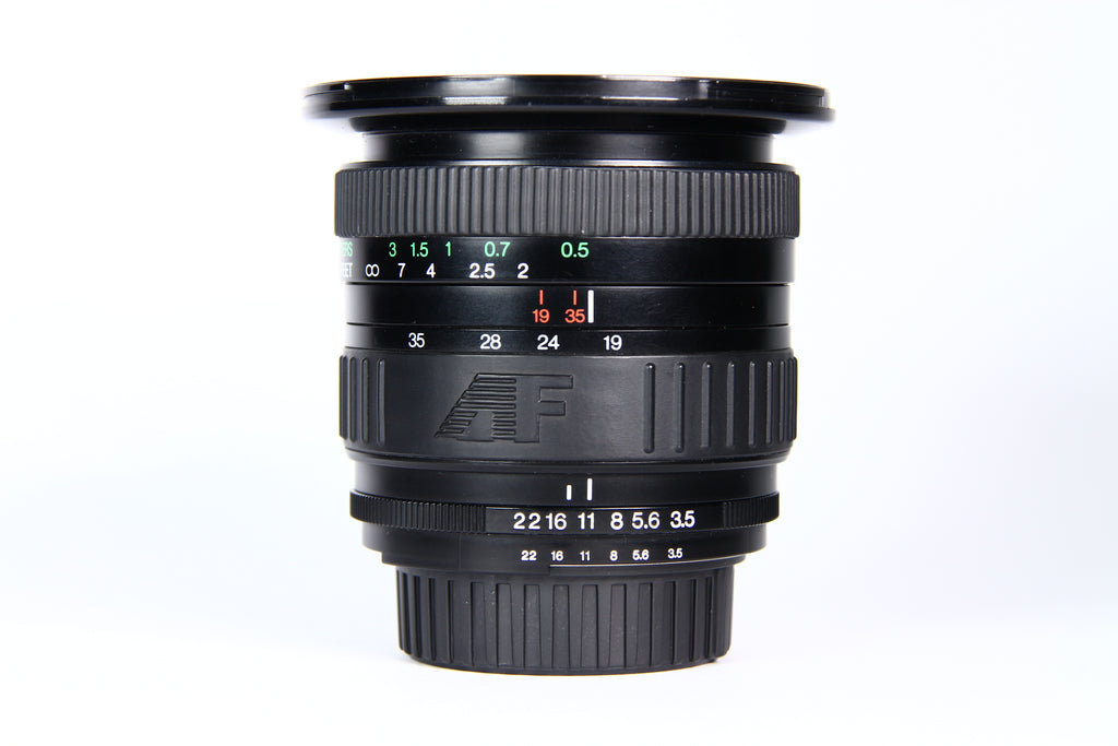 Lente Vivitar 19-35mm F3.5-4.5 MC para NIKON. Usado