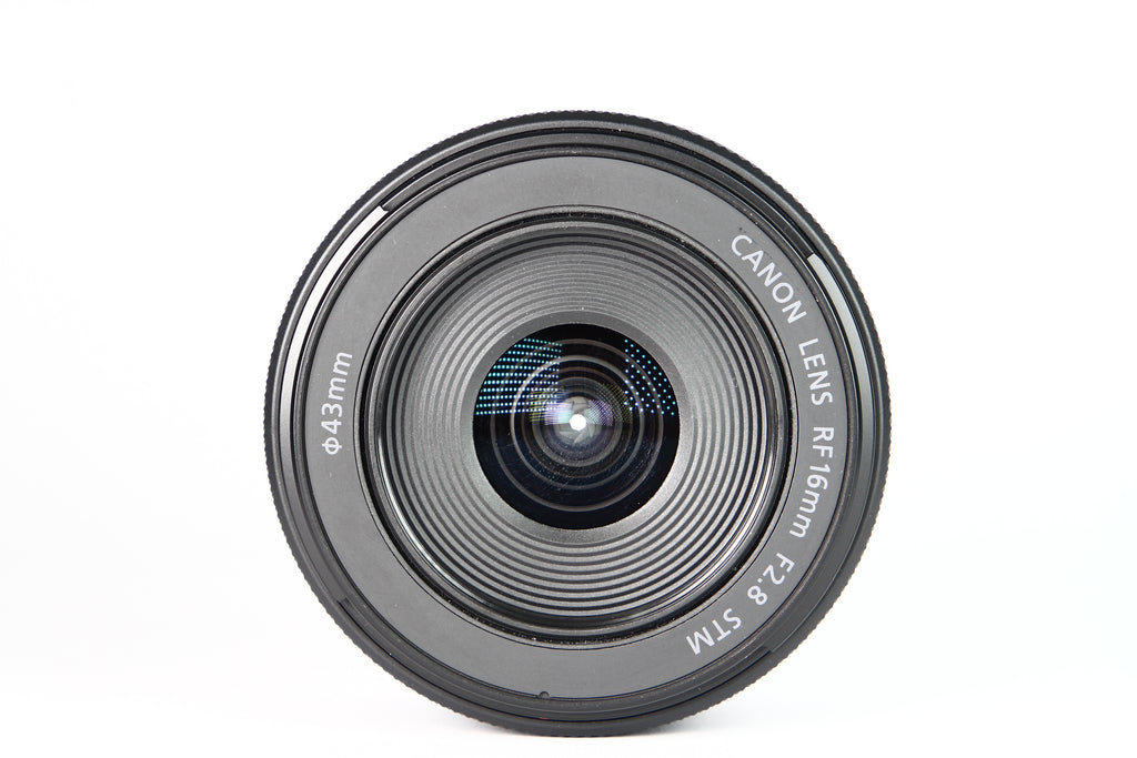 Lente Canon RF 16mm F:2.8 STM. Usado.