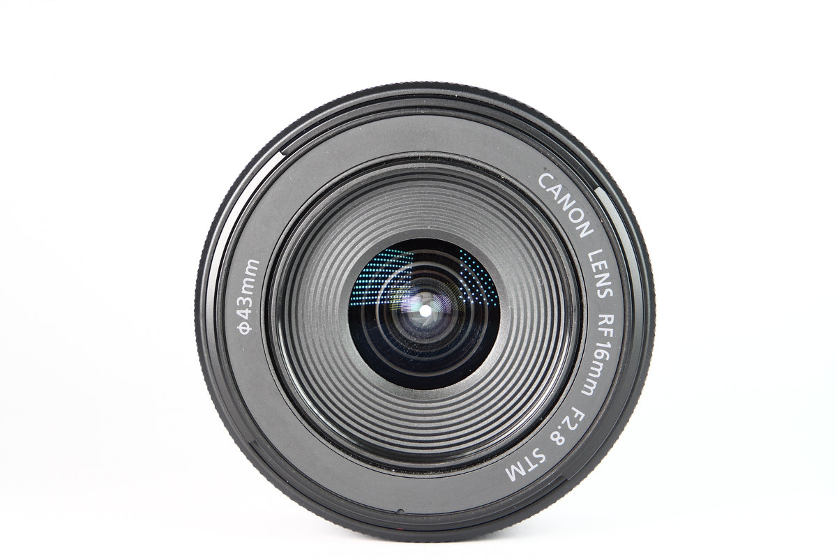 Lente Canon RF 16mm F:2.8 STM. Usado.