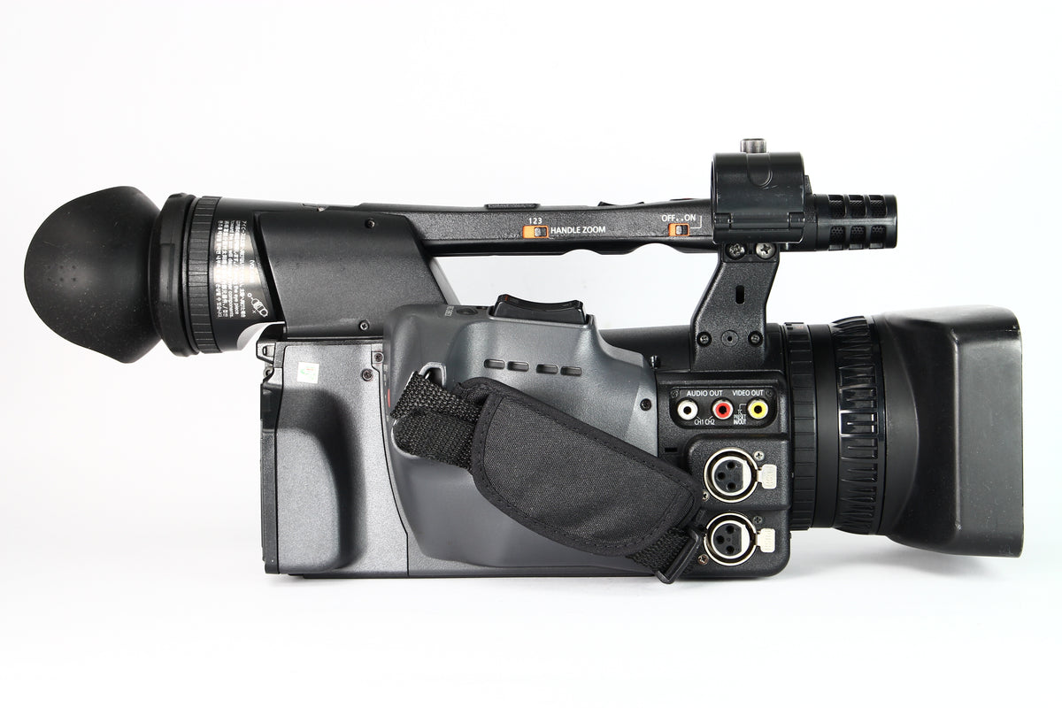 Videocámara PANASONIC AG-HMC150P. Usada