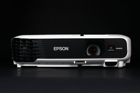 Video Proyector Epson VS240. Usado