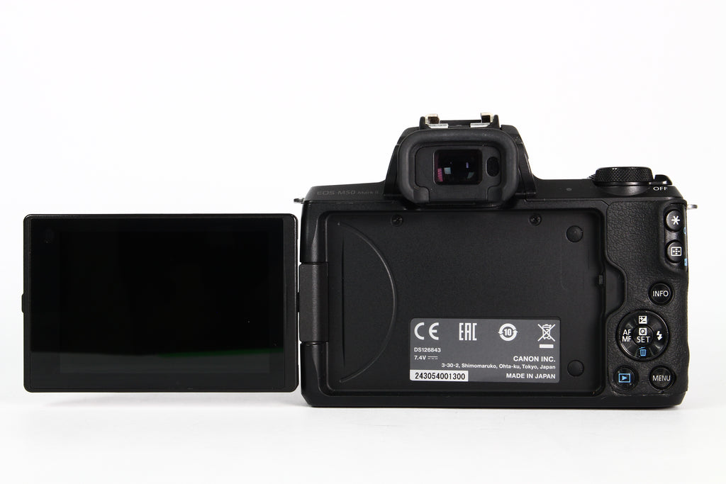 Cámara Digital CANON EOS M50 Mark II con lente 18-55mm. Usada