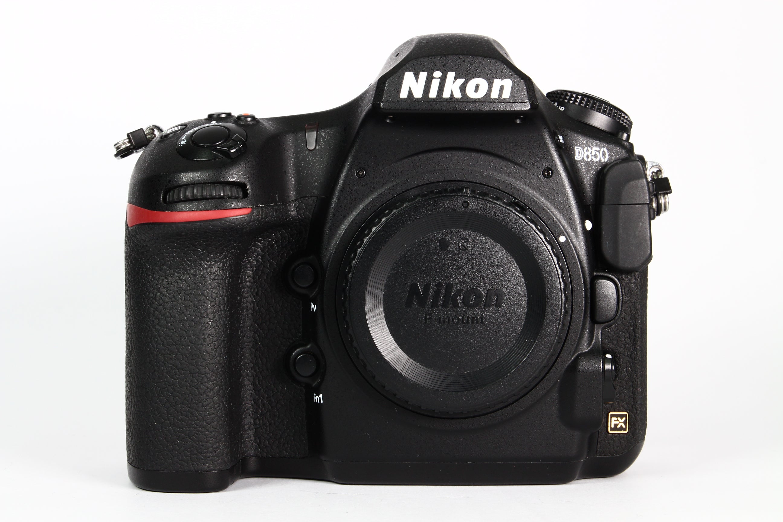 Cámara Digital NIKON D850 (SOLO CUERPO). Usada