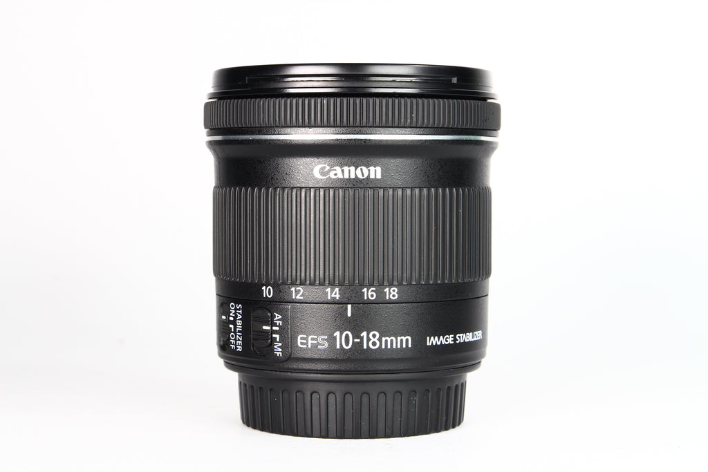 Lente CANON EF-S 10-18mm IS STM F4.5-5.6. Usado