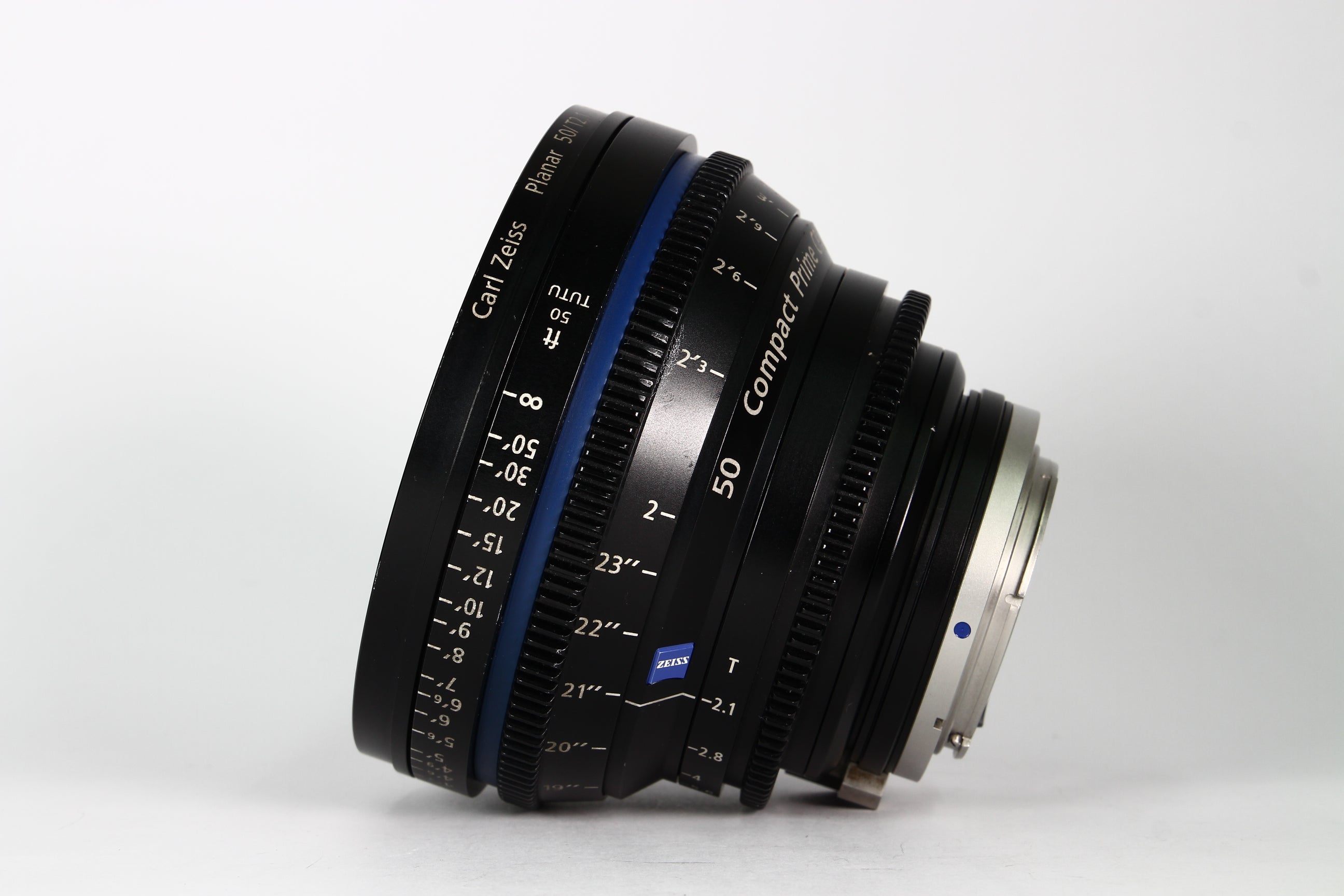 Lente ZEISS Compact Prime 50mm F2.0 para CANON montura EF. Usado