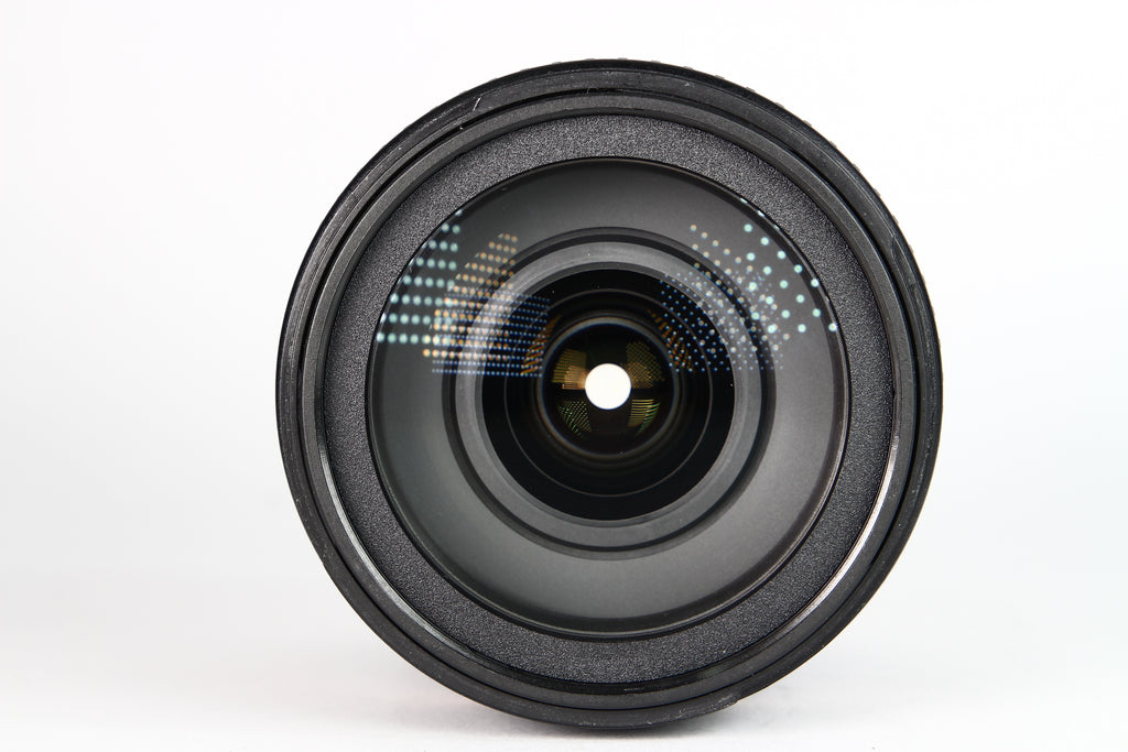 Lente TAMRON para CANON EF 18-270mm F: 3.5-6.3 Di II VC PZD. Usado