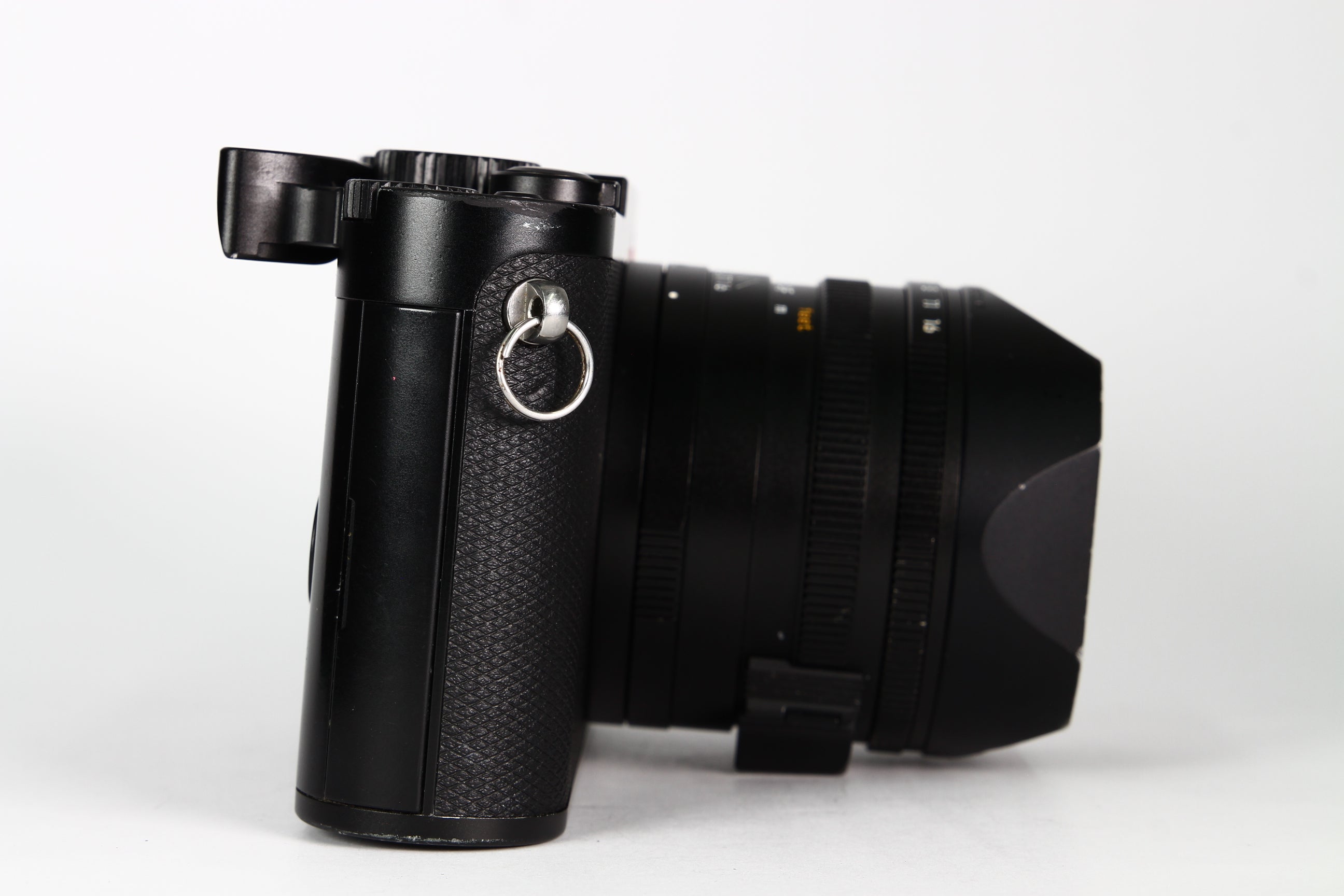 Cámara Digital Leica Q con lente fijo 28mm F1.7