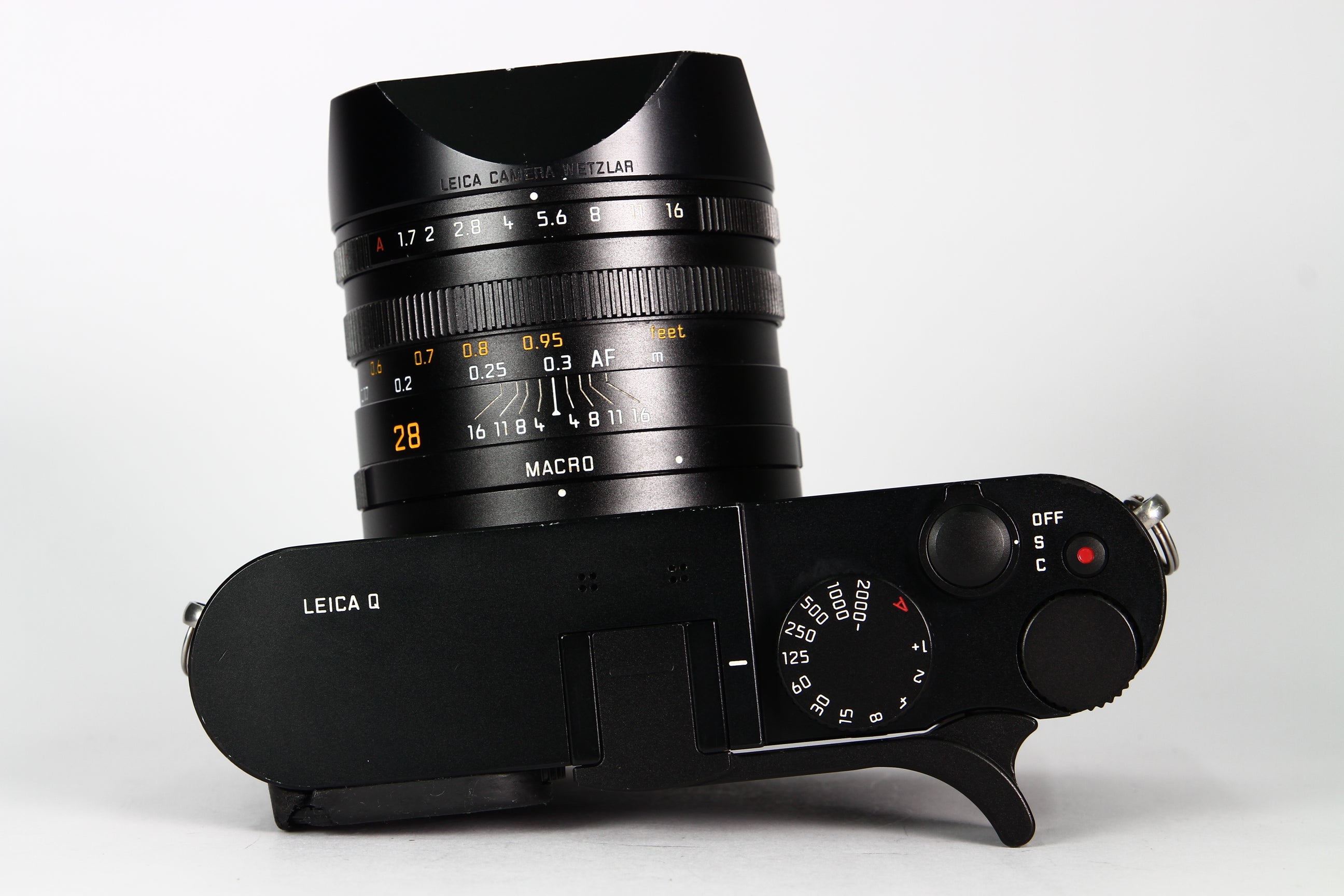 Cámara Digital Leica Q con lente fijo 28mm F1.7