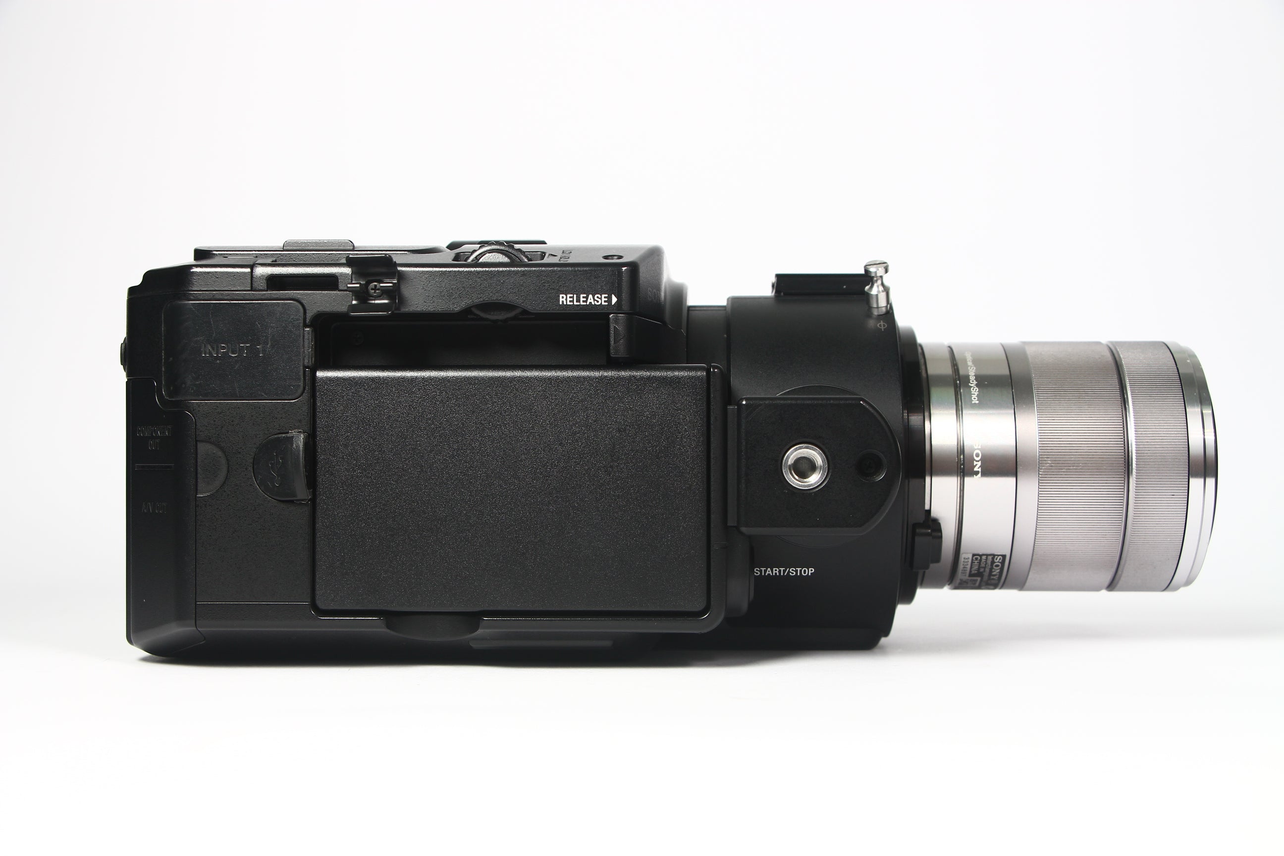 Cámara de vídeo digital SONY NXCAM NEX FS100u Lente 18-35mm. Usada