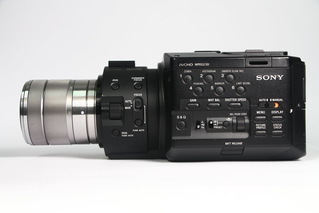 Cámara de vídeo digital SONY NXCAM NEX FS100u Lente 18-35mm. Usada