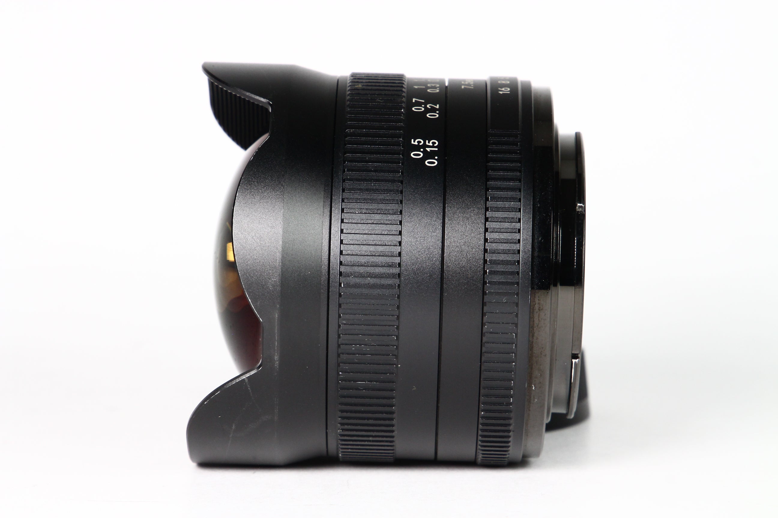 Lente Spectrum 7 Artisans 7.5 mm F2.8 II para SONY. Usado
