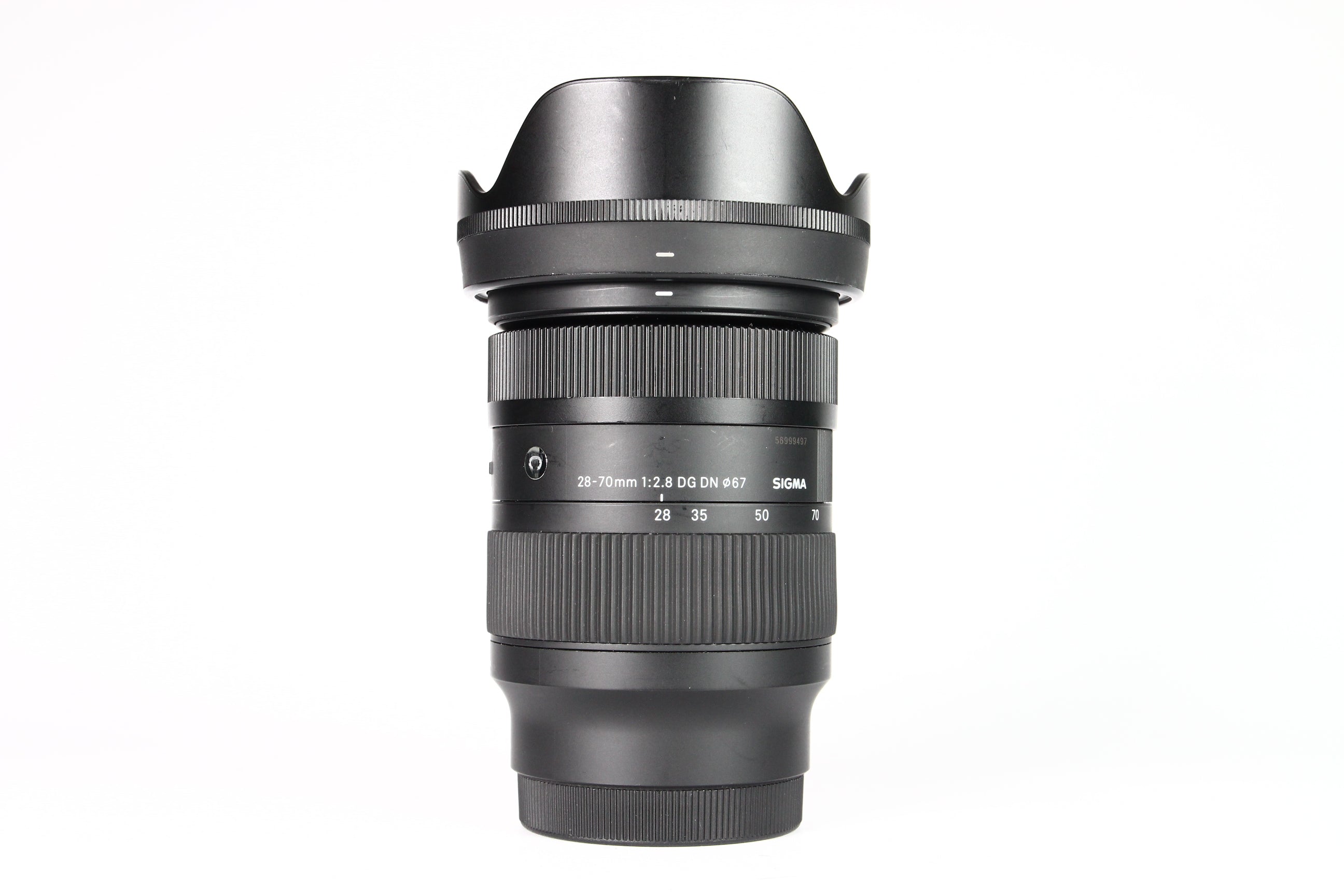 Lente SIGMA ART 28-70mm F2.8 DG DN II para Sony E. Usado