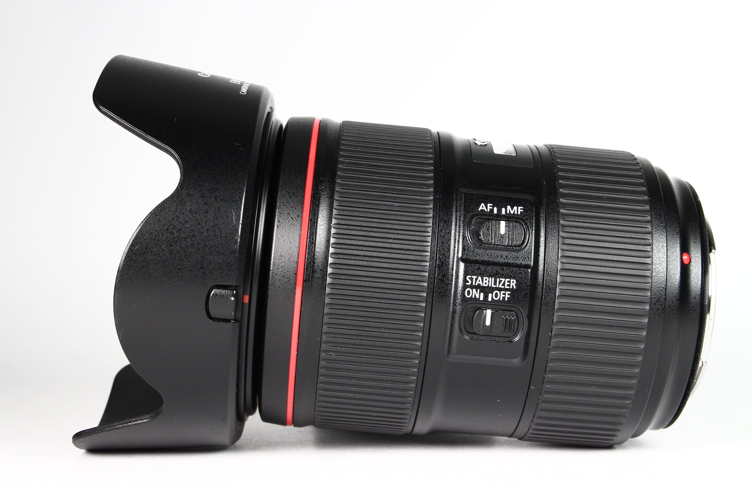 Lente CANON EF 24-105 F4 L IS II USM. Usado