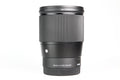 Lente SIGMA Contemporary 16mm F1.4 para Sony. Usado