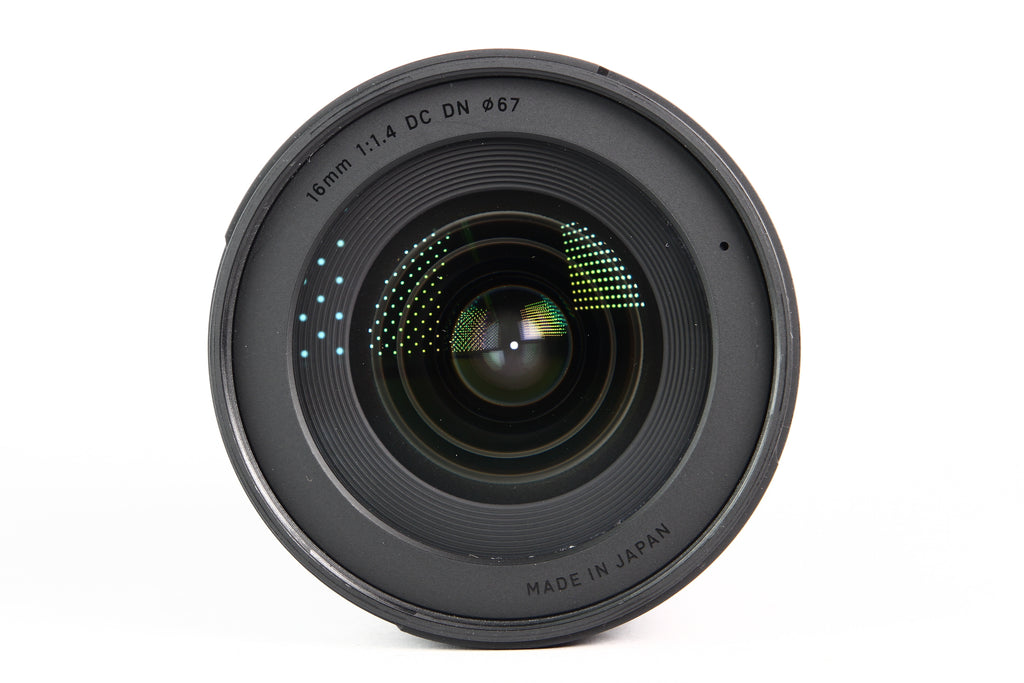 Lente SIGMA Contemporary 16mm F1.4 para Sony. Usado