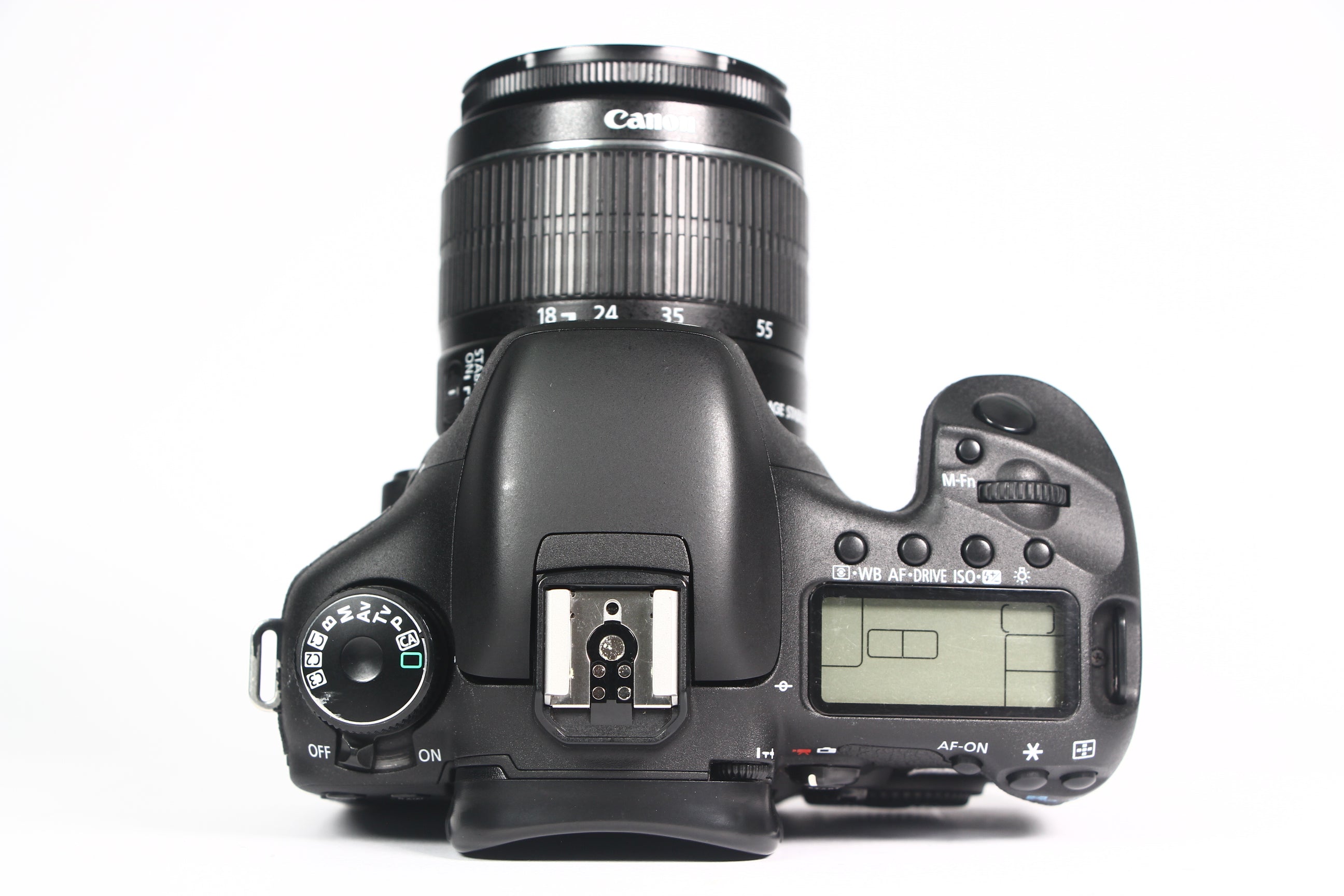 Cámara Digital CANON 7D Lente 18-55mm IS II. Usada.