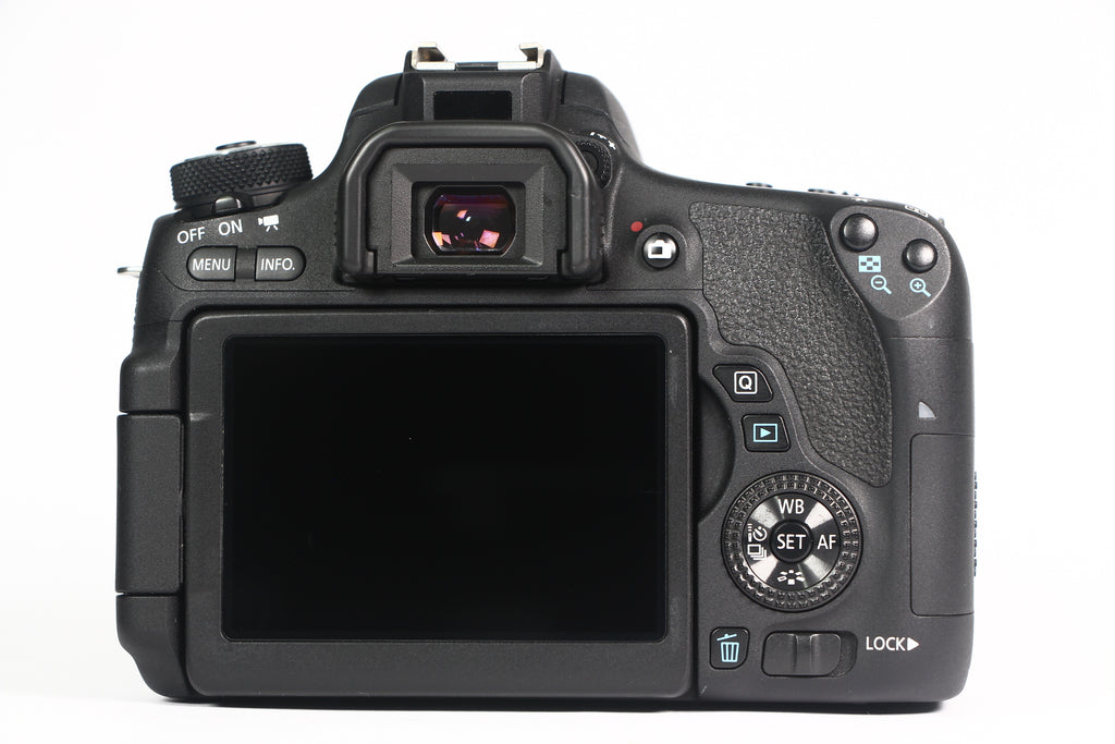 Cámara Digital CANON T6s Lente 18-55mm IS STM. Usada