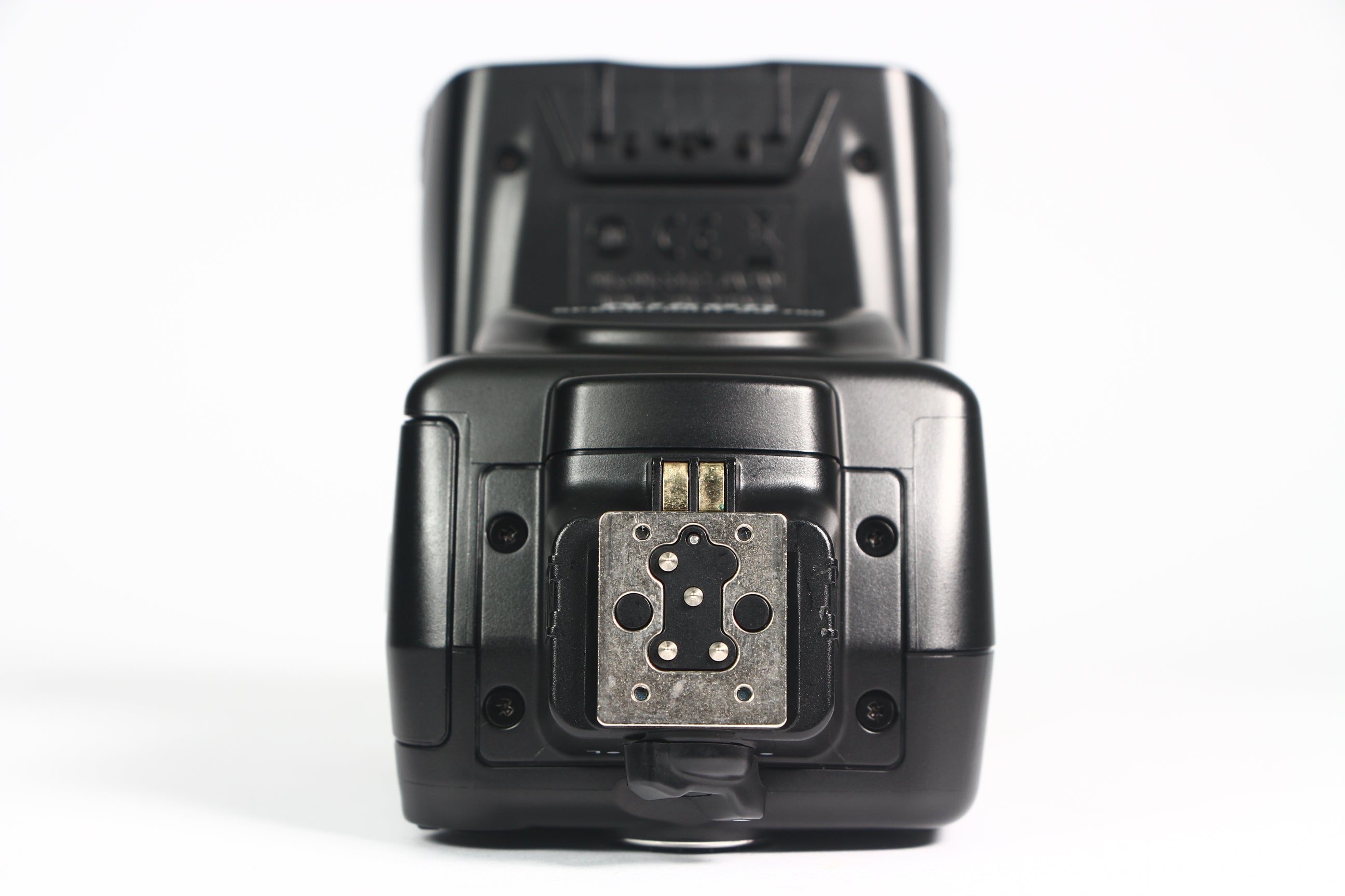 Flash Nikon Speedlight SB-700. Usado