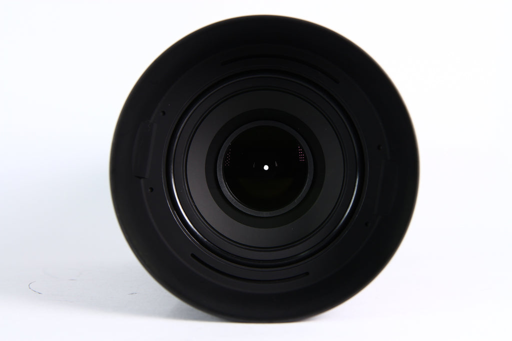 Lente NIKON 55-300mm F4-5.6 DX VR. Semi Nuevo