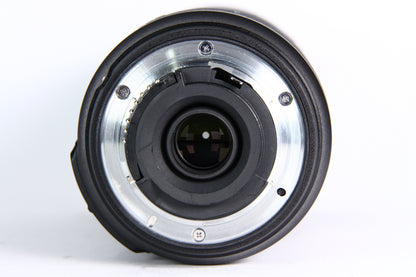 Lente NIKON 55-300mm F4-5.6 DX VR. Semi Nuevo