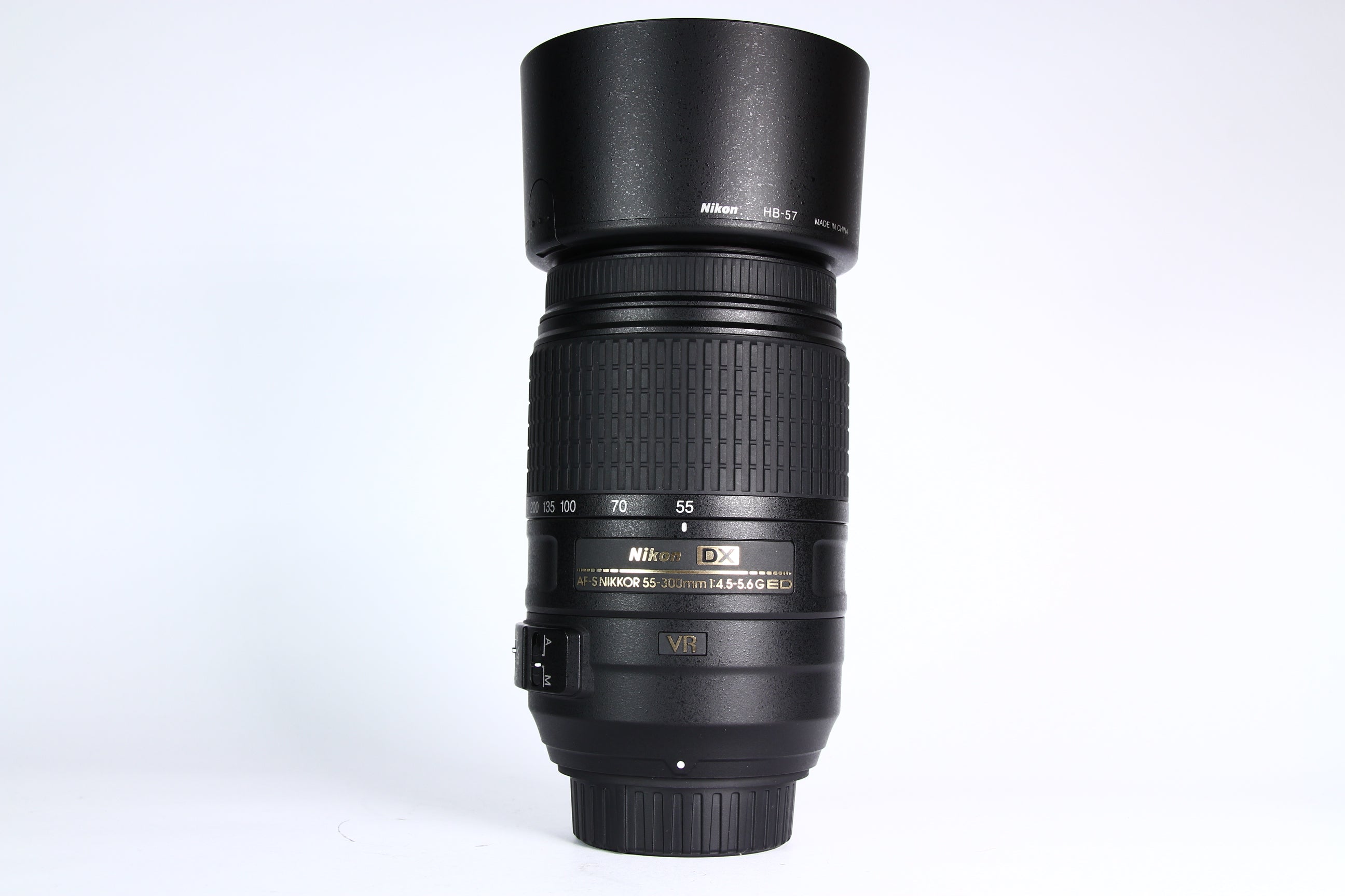 Lente NIKON 55-300mm F4-5.6 DX VR. Semi Nuevo