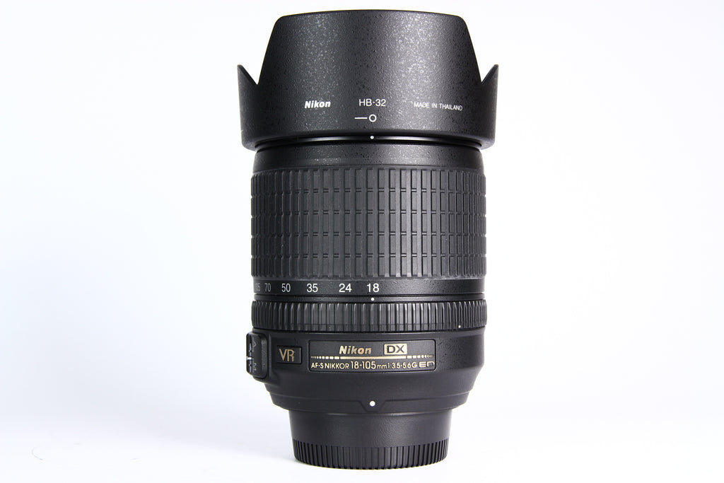 Lente NIKON DX 18-105mm F3.5-5.6 VR. Semi Nuevo