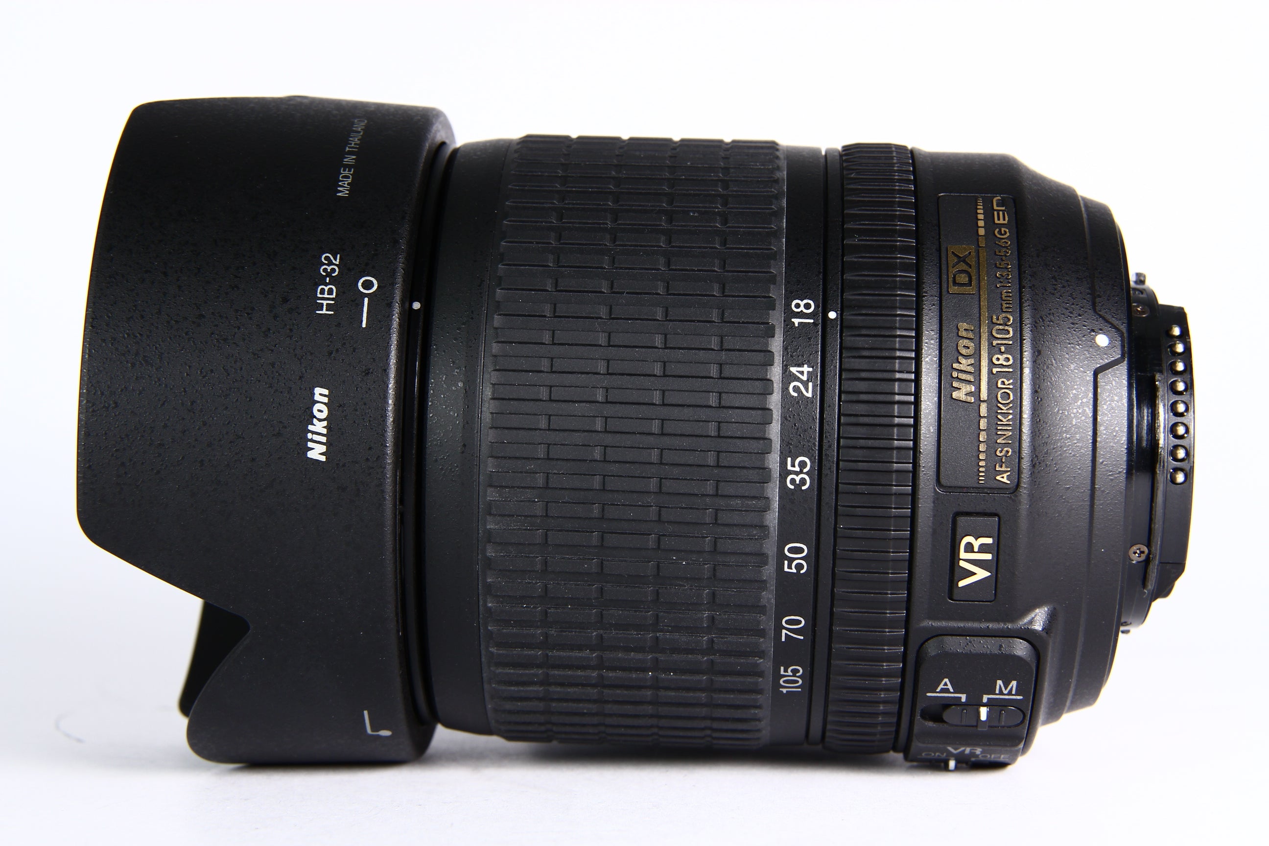 Lente NIKON DX 18-105mm F3.5-5.6 VR. Semi Nuevo