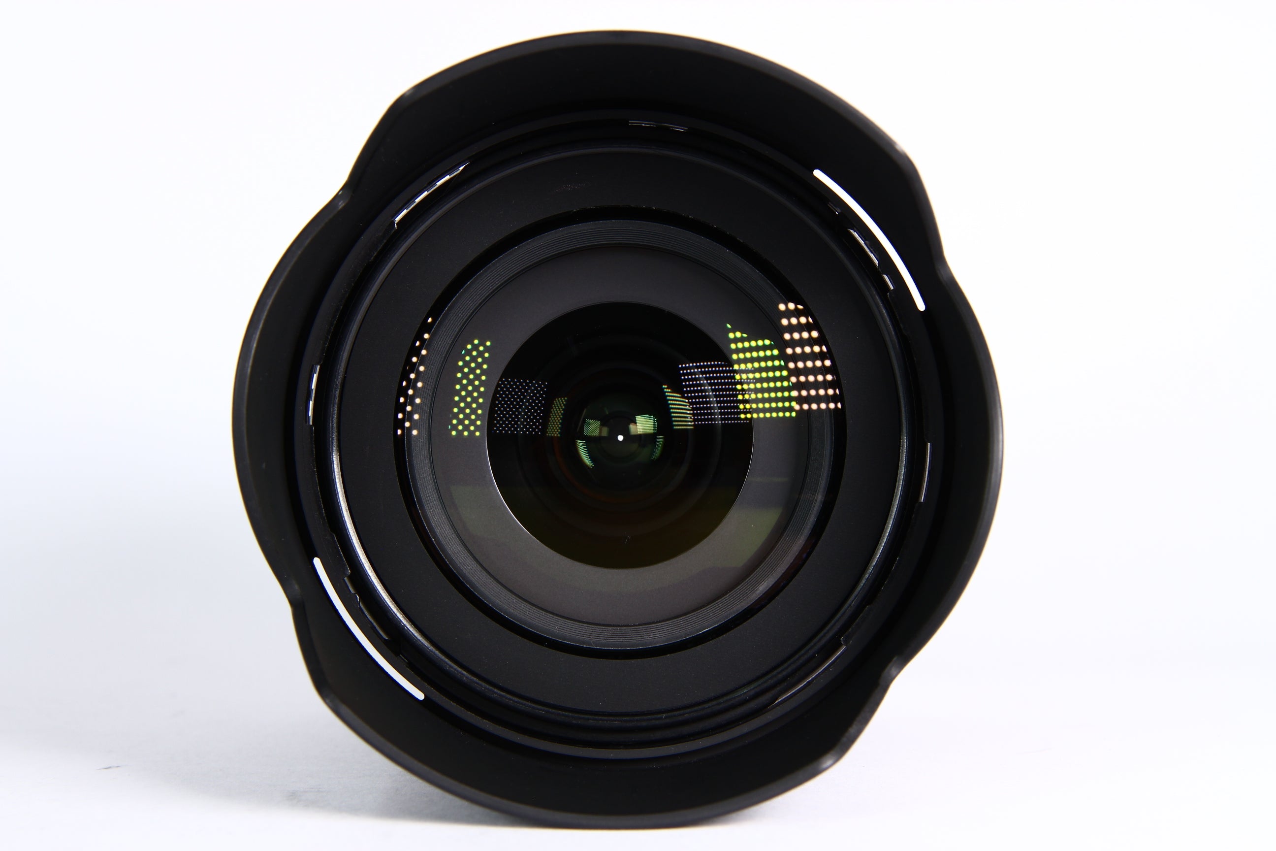 Lente NIKON DX 18-105mm F3.5-5.6 VR. Semi Nuevo