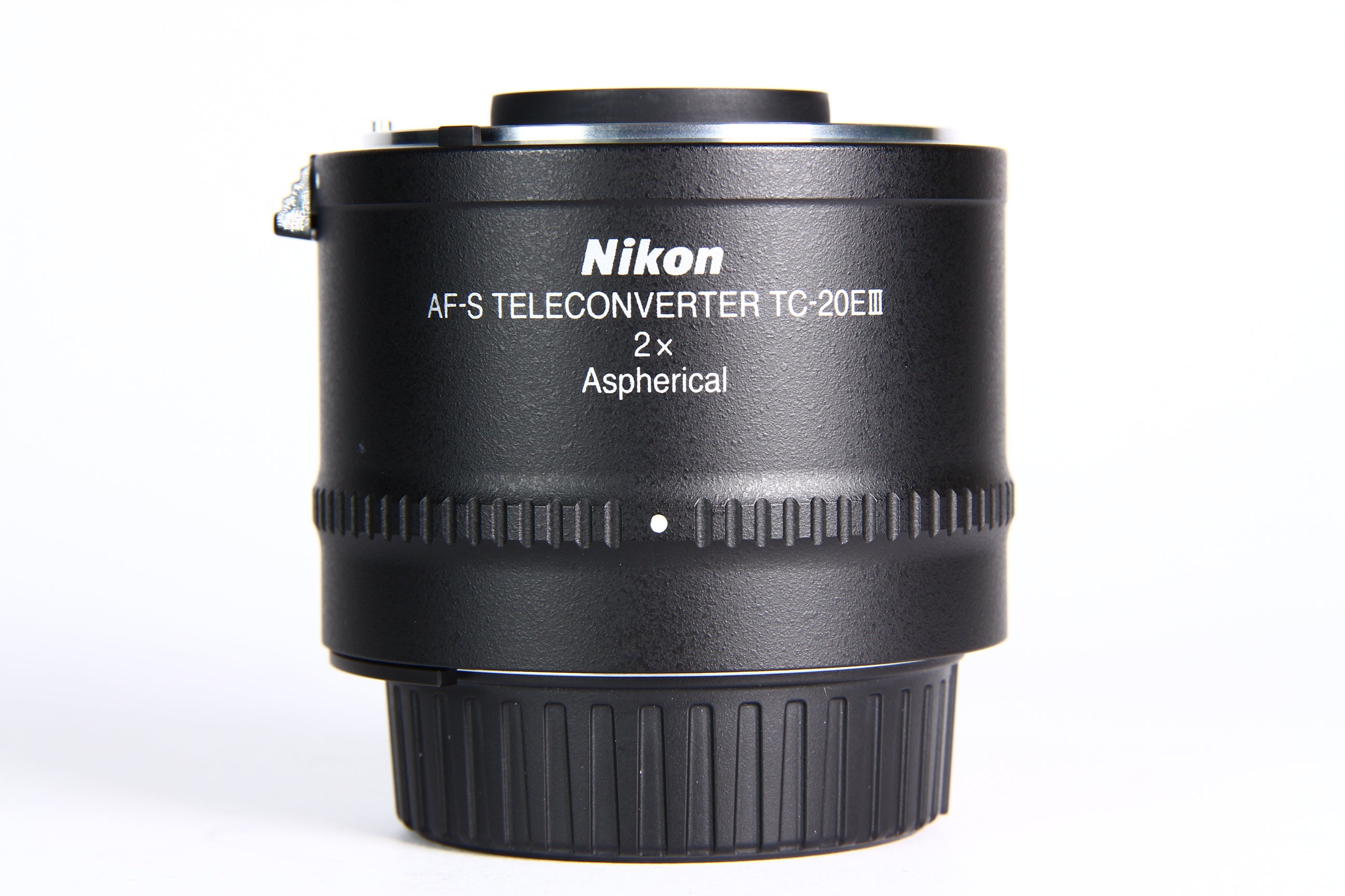 Teleconvertidor Nikon TC-20E II 2x Aespherical. Semi Nuevo