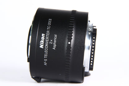 Teleconvertidor Nikon TC-20E II 2x Aespherical. Semi Nuevo