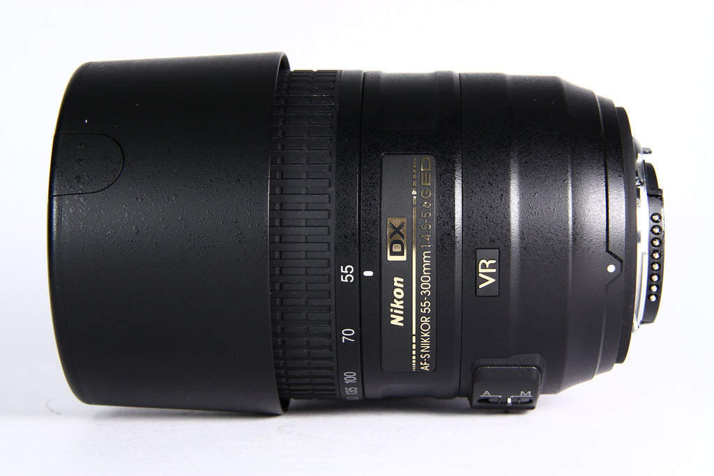 Lente NIKON 55-300mm F4-5.6 DX VR. Semi Nuevo